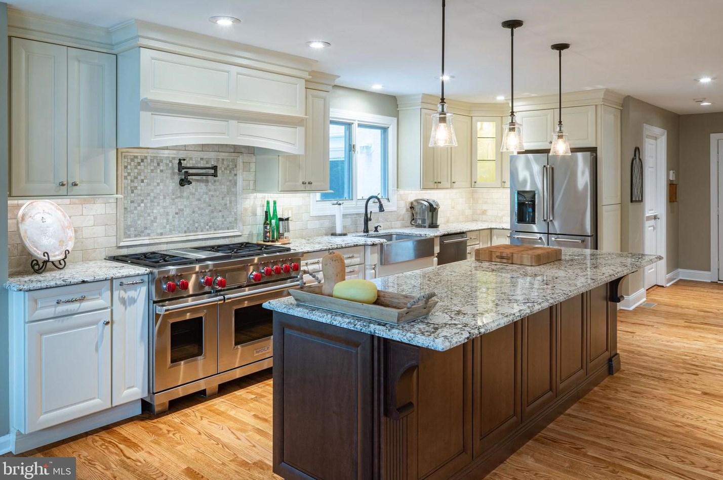 23 Pontiac Dr, Medford NJ 08055-8146 exterior