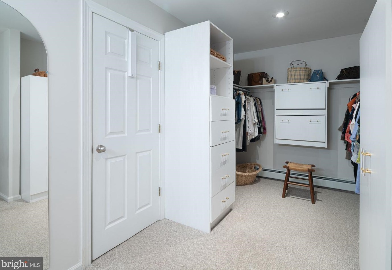 23 Pontiac Dr, Medford NJ 08055-8146 exterior