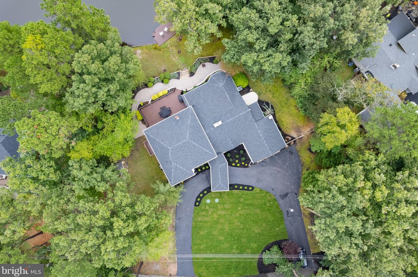 23 Pontiac Dr, Medford NJ 08055-8146 exterior