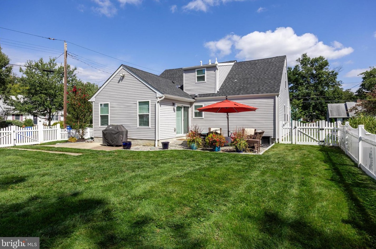 302 High St, Moorestown NJ  08057-3508 exterior