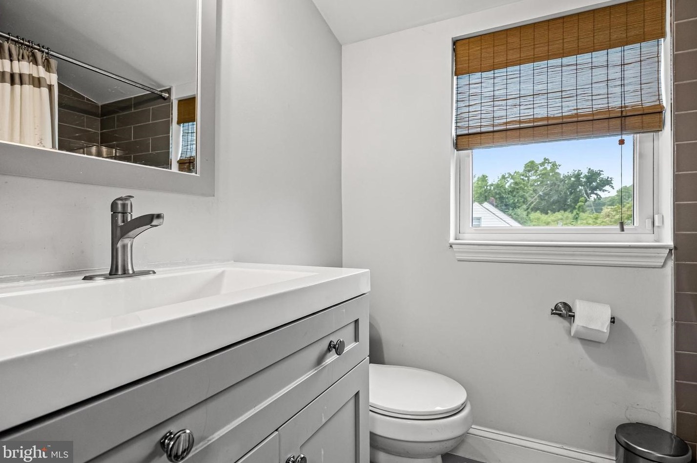 302 High St, Moorestown NJ  08057-3508 exterior