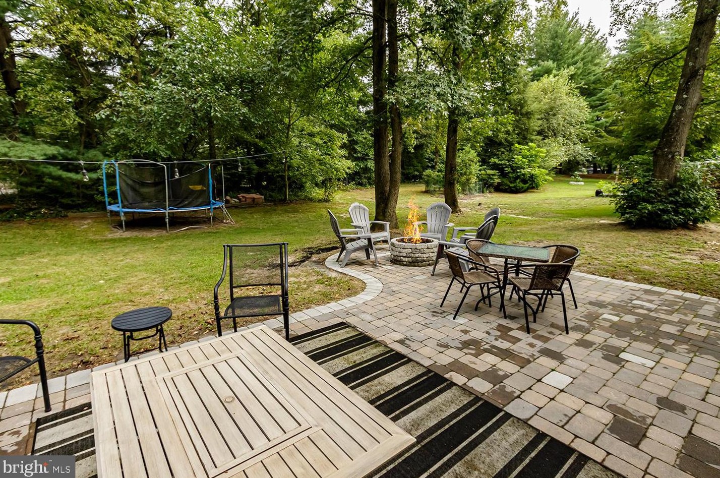 6 Meadowside Ct, Medford NJ 08055-9378 exterior