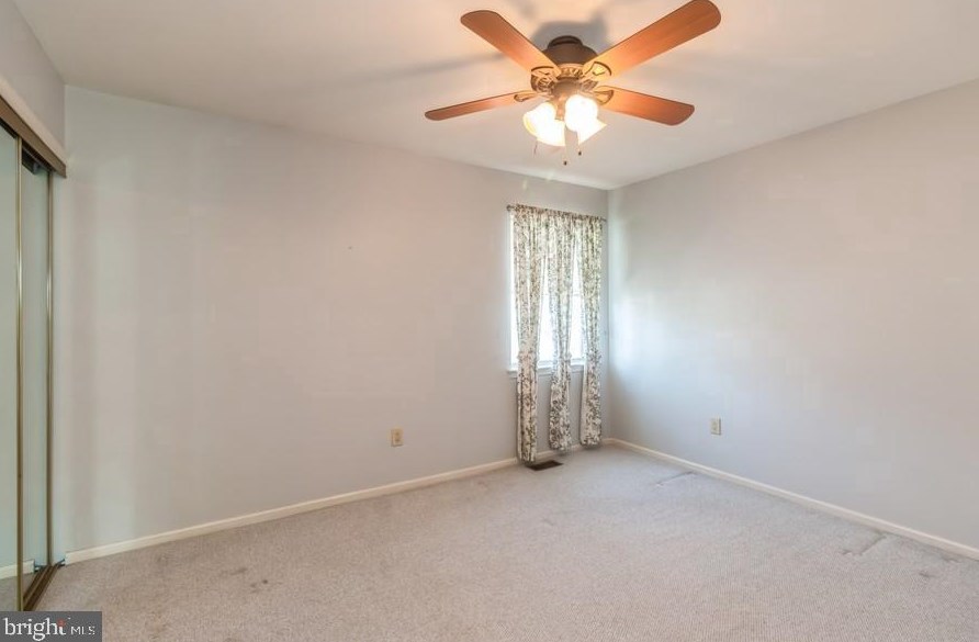 14 Alderton Ln, Mount Laurel NJ  08054-6219 exterior