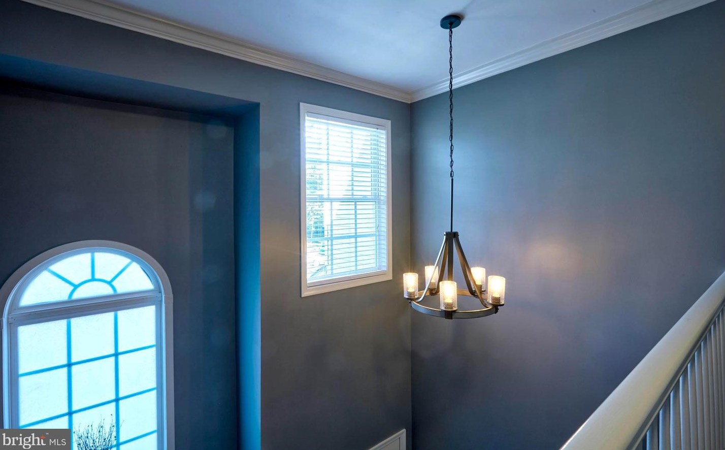 15 Farmington Ct, Chesterfield NJ  08505-3184 exterior