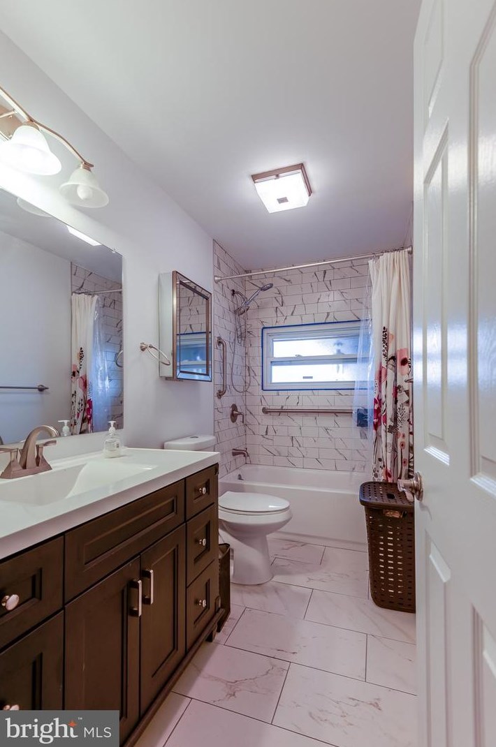 47 Peppermint Ln, Willingboro NJ  08046-2715 exterior