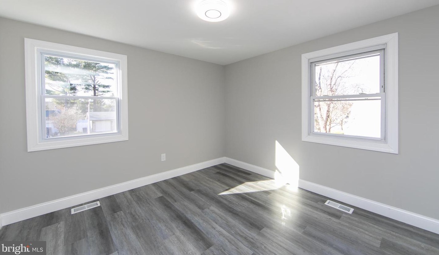 24 Gaffney Ln, Willingboro NJ  08046-3002 exterior