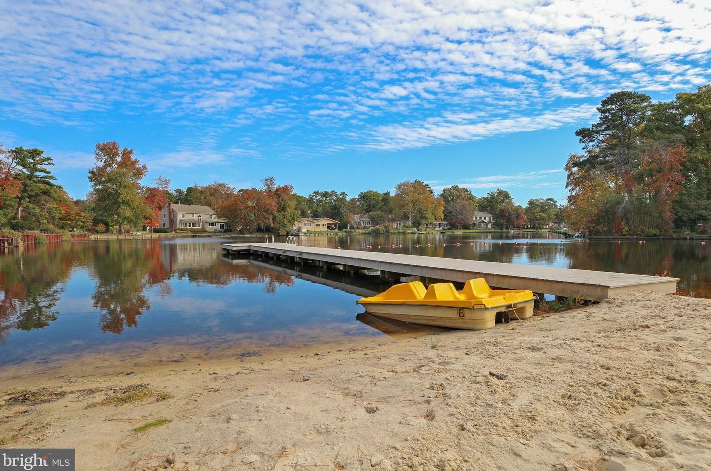 13 Lakeside Dr, Medford NJ  08055-9205 exterior