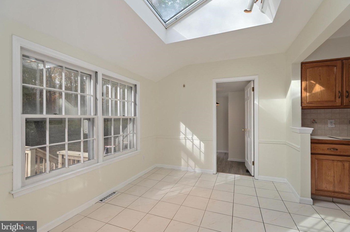 13 Lakeside Dr, Medford NJ  08055-9205 exterior