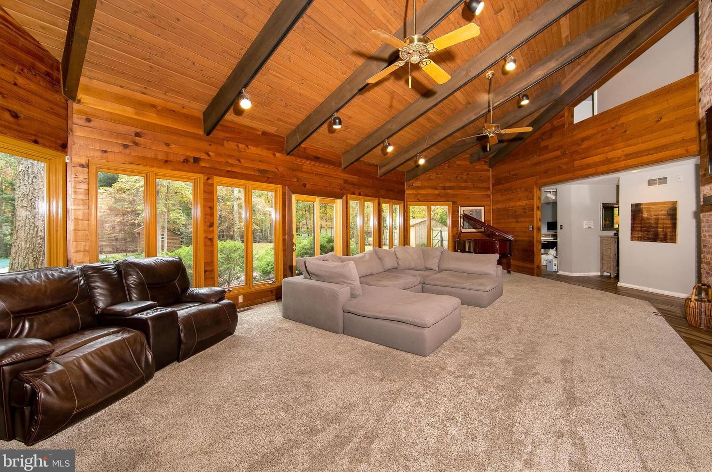 28 Centennial Dr, Medford NJ  08055-8139 exterior