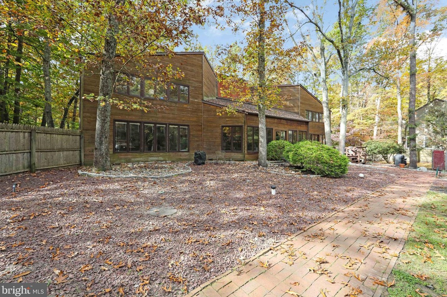 28 Centennial Dr, Medford NJ  08055-8139 exterior