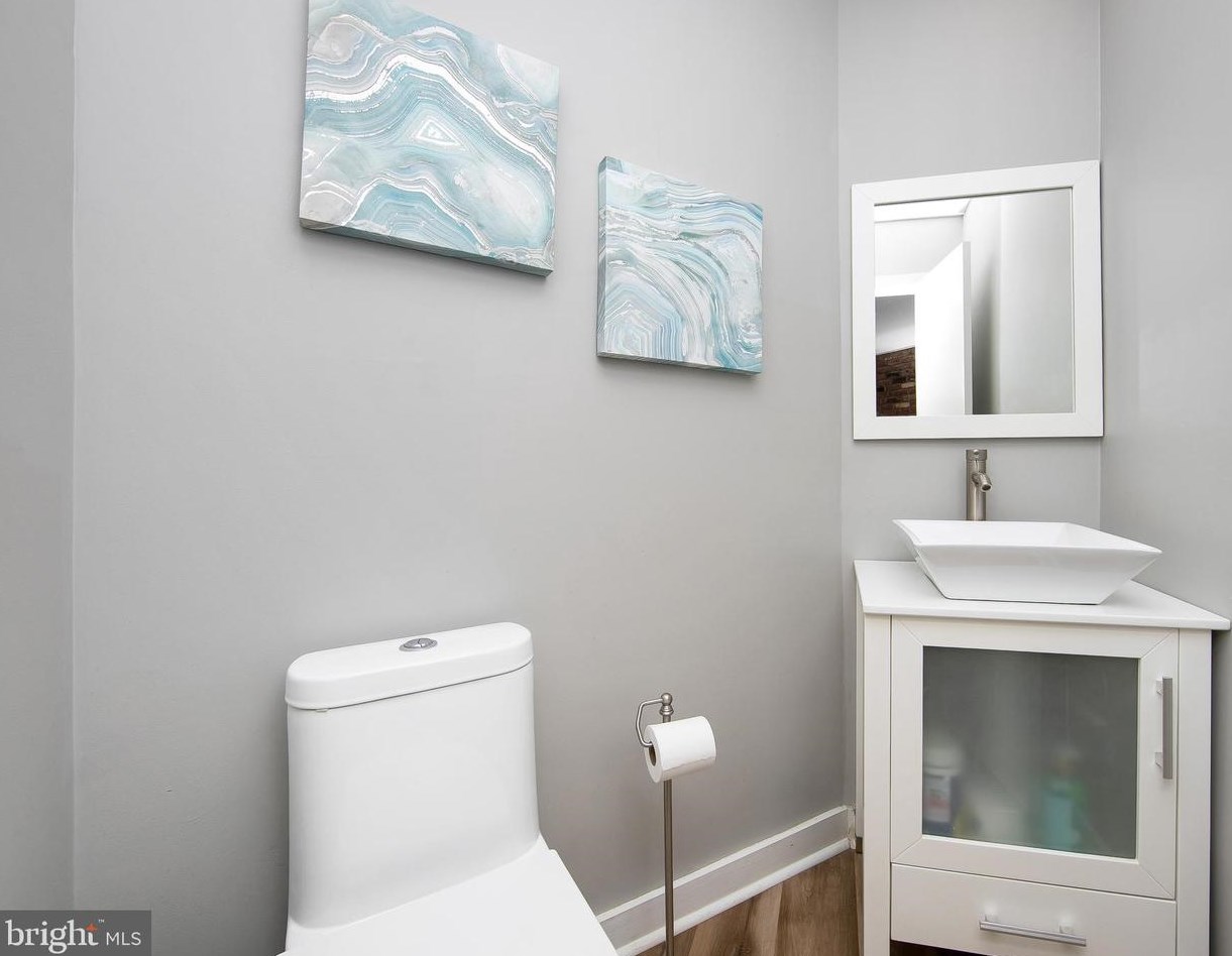 28 Centennial Dr, Medford NJ  08055-8139 exterior