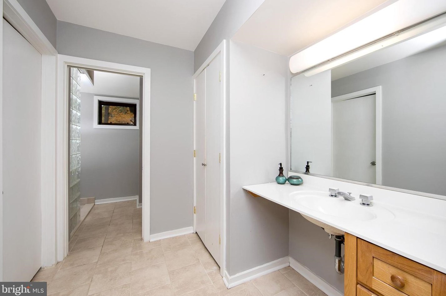 28 Centennial Dr, Medford NJ  08055-8139 exterior