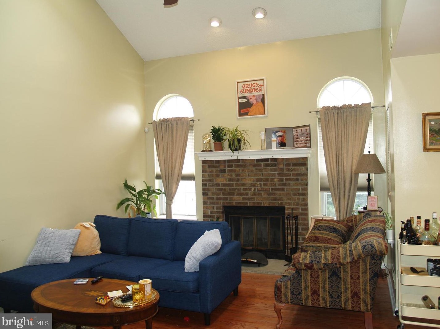 8 Knighton Ln, Mount Laurel NJ  08054-2680 exterior