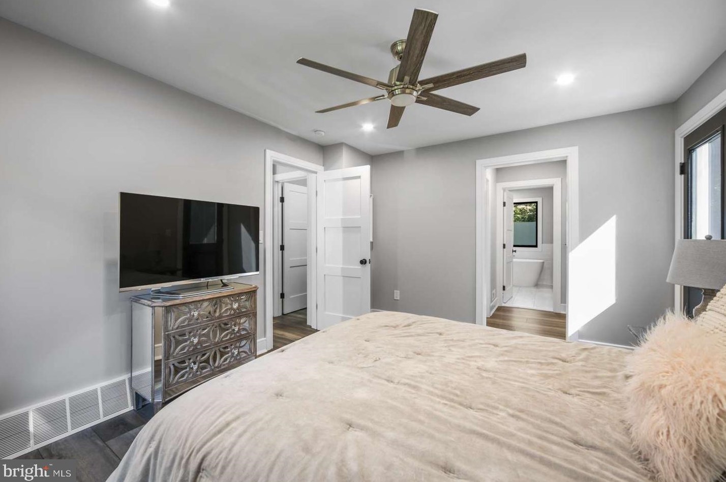 157 Apache Trl, Medford NJ  08055-1533 exterior