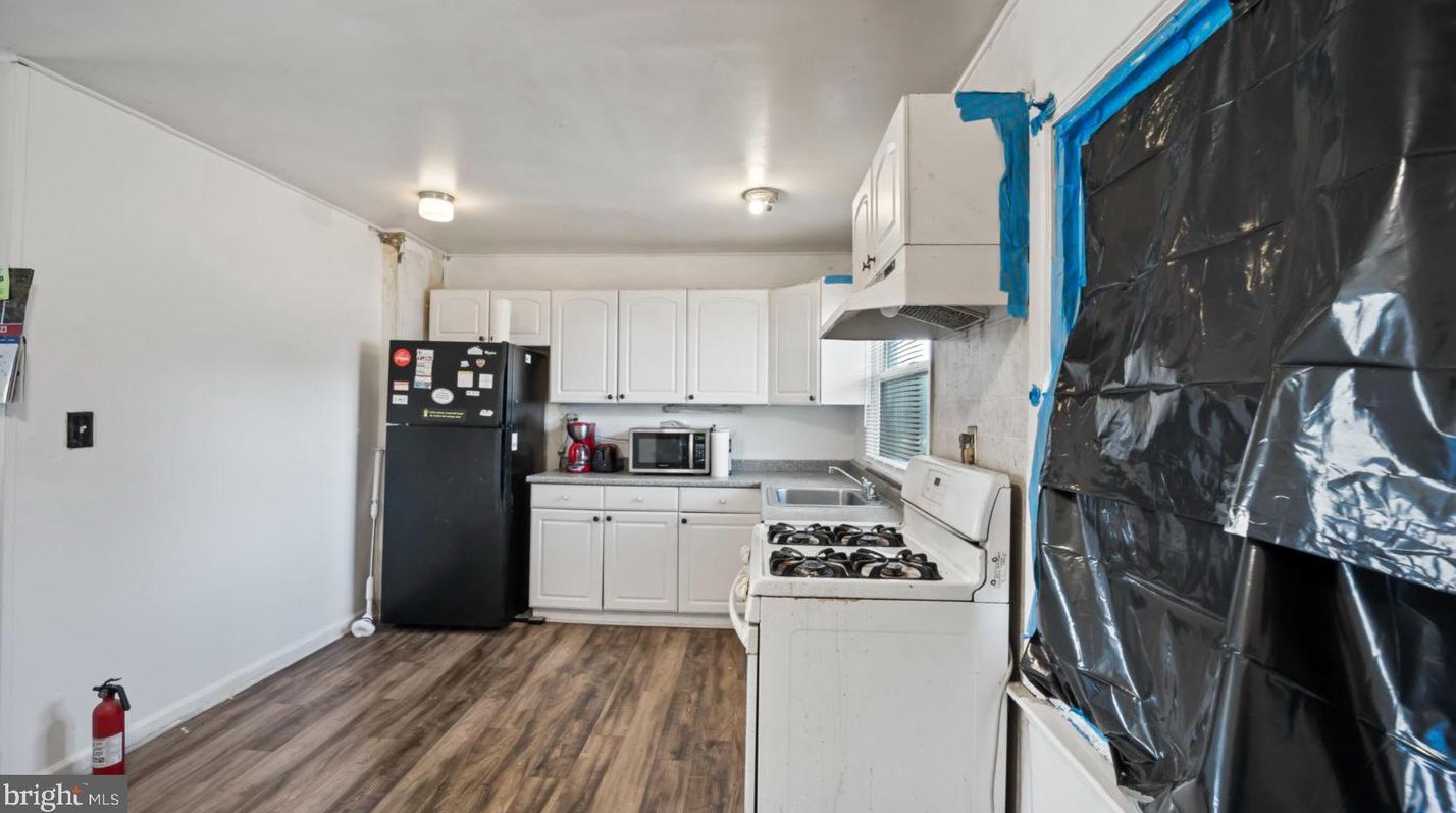 6 Spindletop Ln, Willingboro NJ  08046-1416 exterior