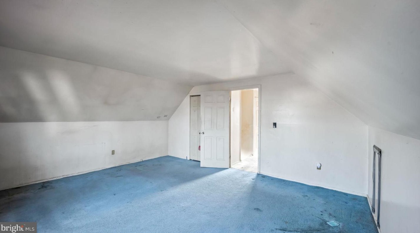 6 Spindletop Ln, Willingboro NJ  08046-1416 exterior