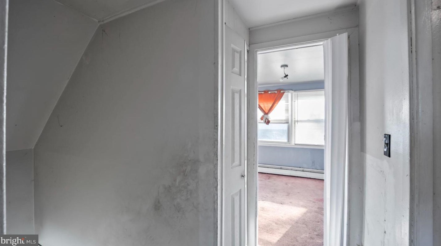 6 Spindletop Ln, Willingboro NJ  08046-1416 exterior