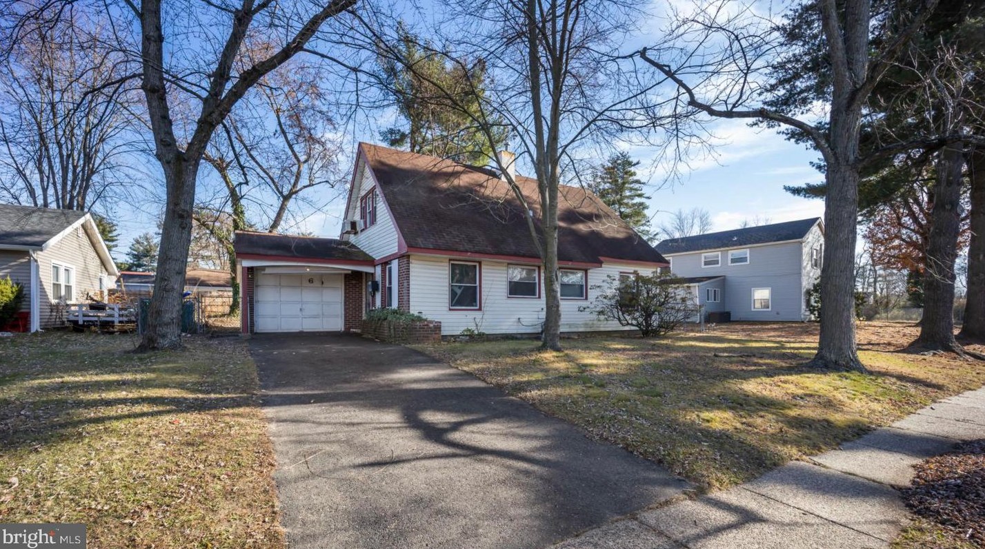 6 Spindletop Ln, Willingboro NJ  08046-1417 exterior