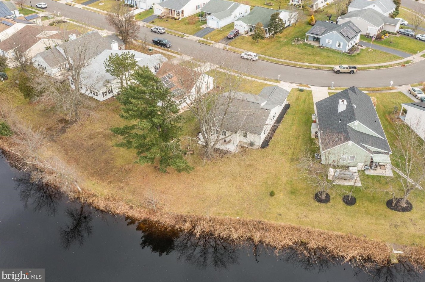 38 Chatham Pl, Southampton NJ  08088-1108 exterior
