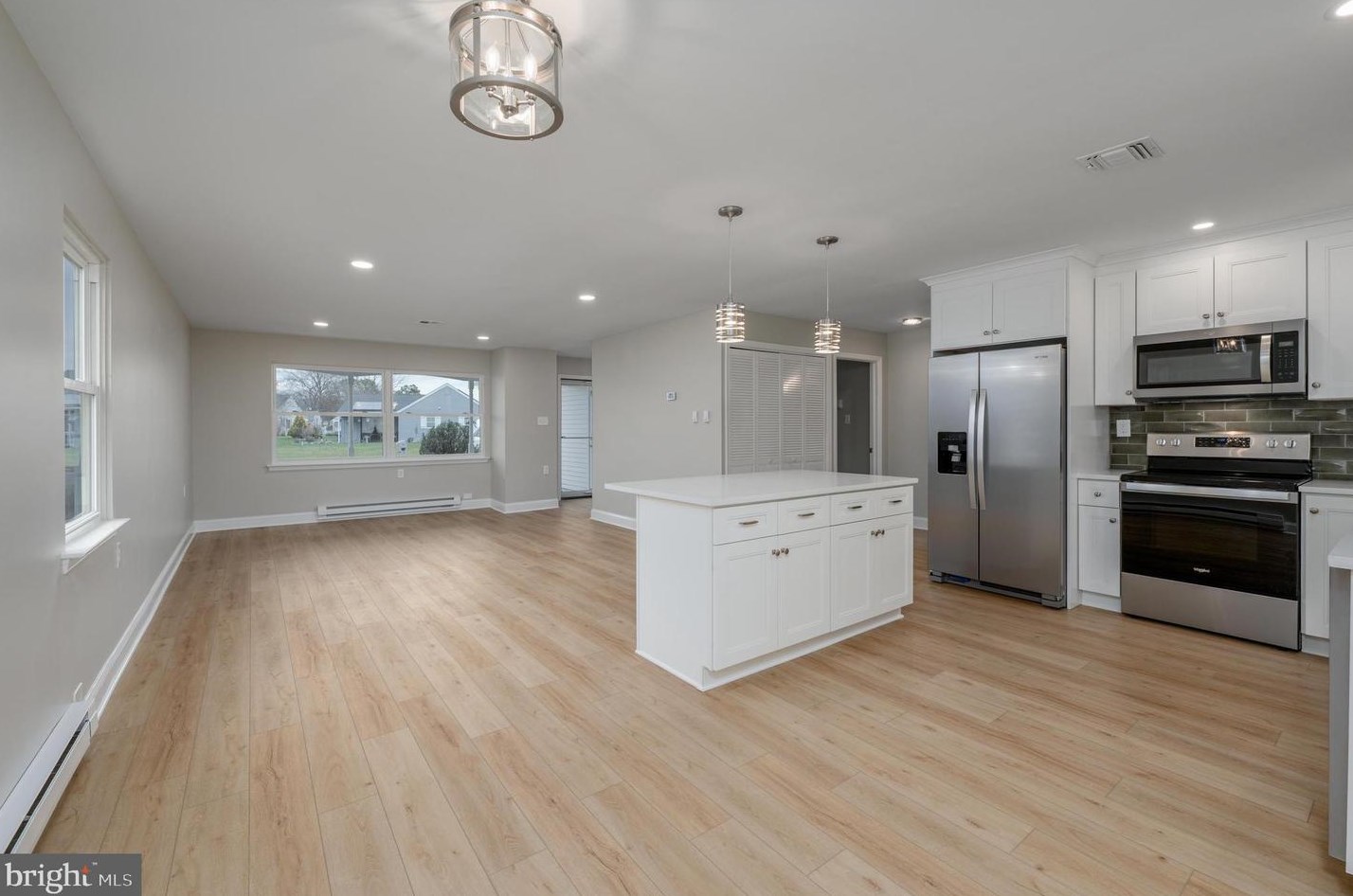 38 Chatham Pl, Southampton NJ  08088-1108 exterior