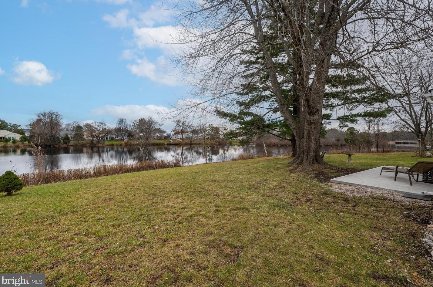 38 Chatham Pl, Southampton NJ  08088-1108 exterior