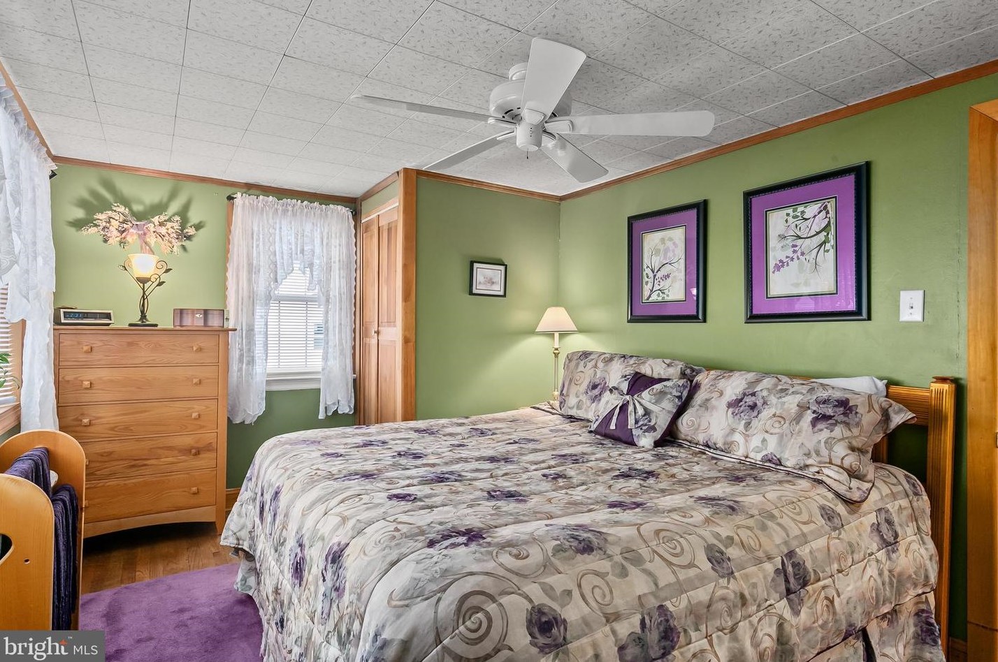 112 Fairfax Dr, Riverton NJ  08077-2133 exterior
