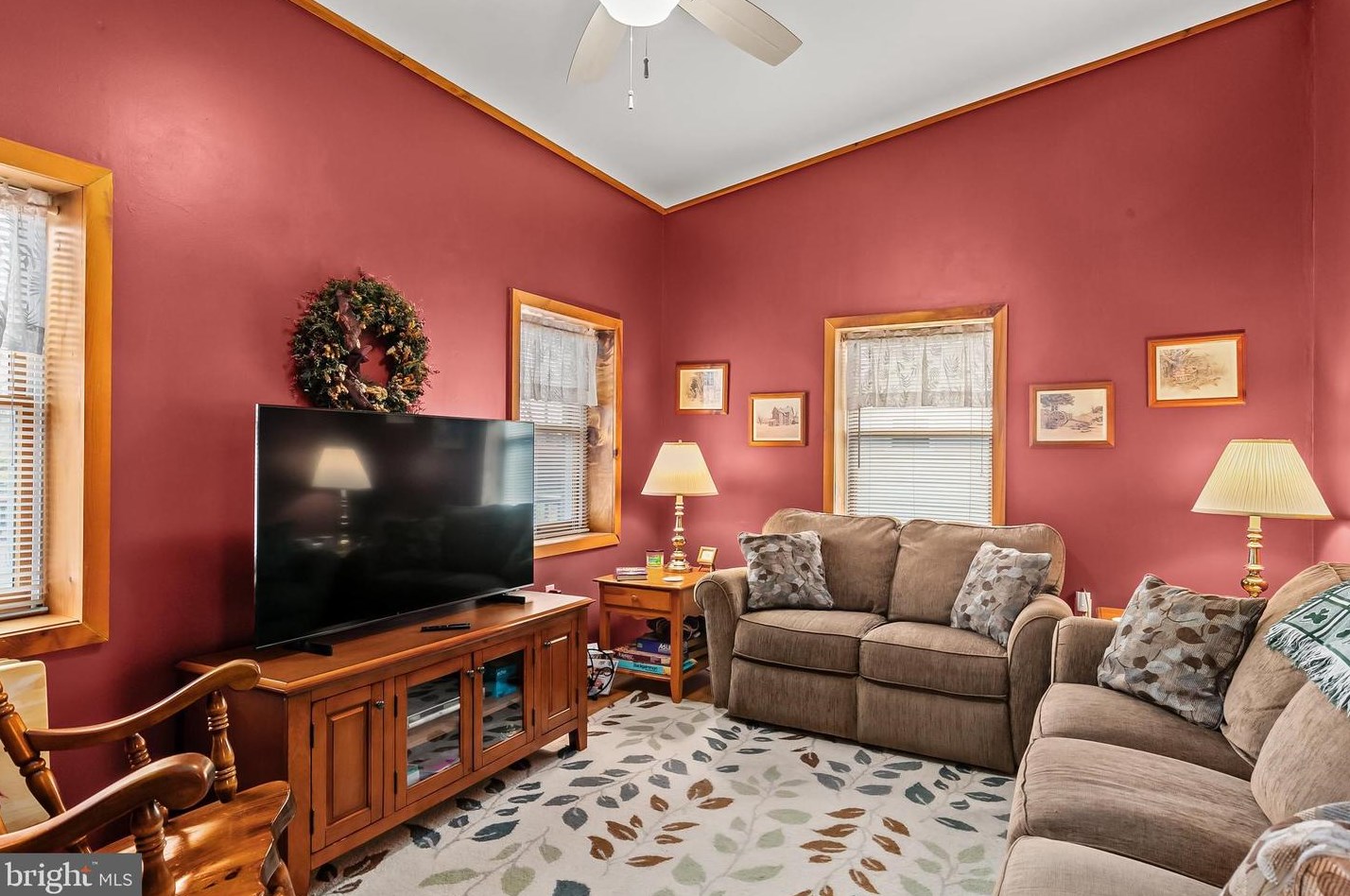 112 Fairfax Dr, Riverton NJ  08077-2133 exterior
