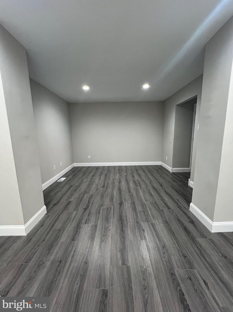 5003 Essex Ln, Mount Laurel NJ  08054-6713 exterior