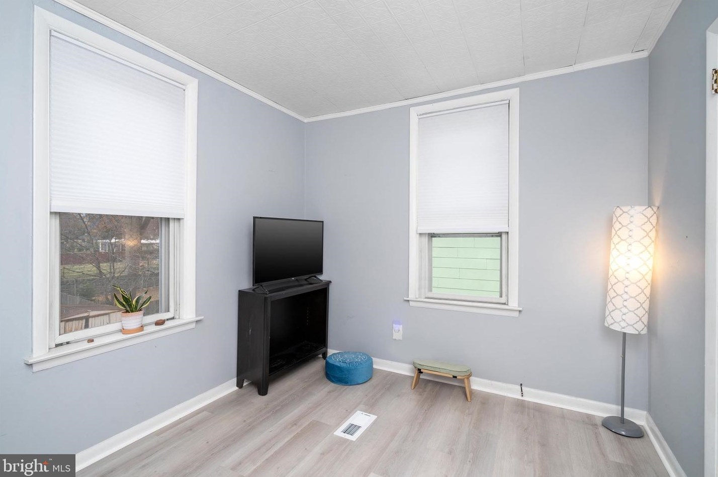 210 Penn St, Riverton NJ  08077-1222 exterior