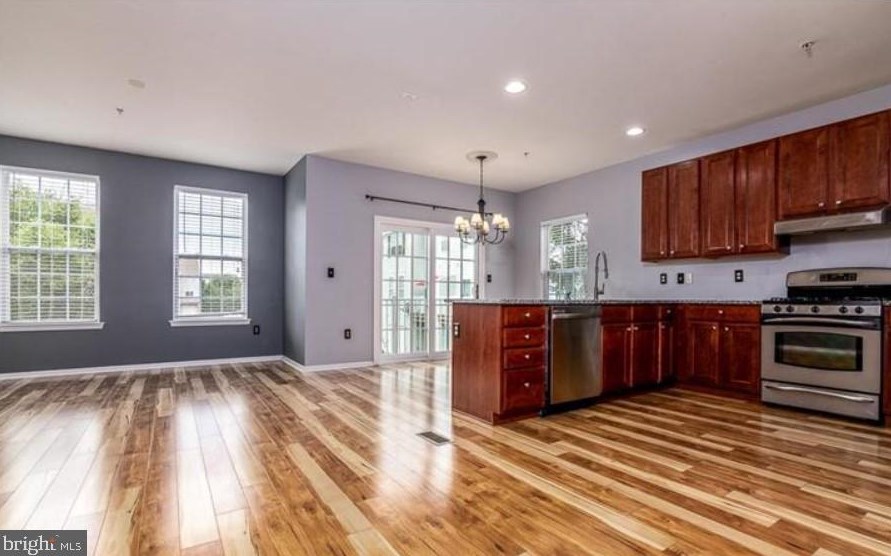 1831 Jason Dr, Riverton NJ  08077-1553 exterior