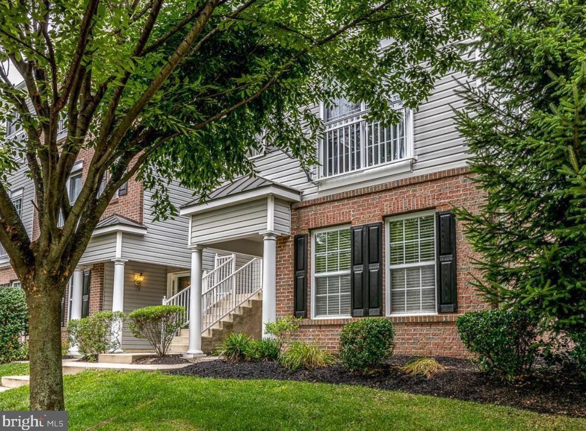 1831 Jason Dr, Riverton NJ  08077-1553 exterior