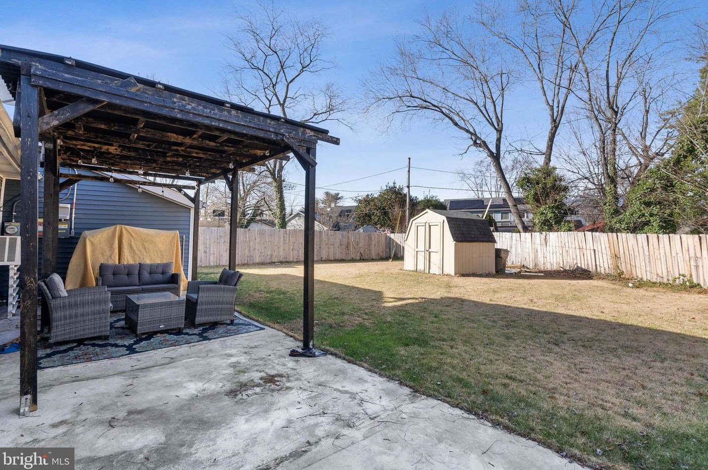 37 Medley Ln, Willingboro NJ  08046-3122 exterior