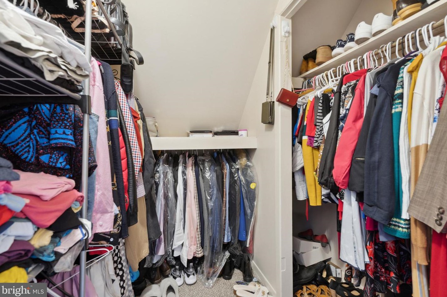 37 Medley Ln, Willingboro NJ  08046-3122 exterior