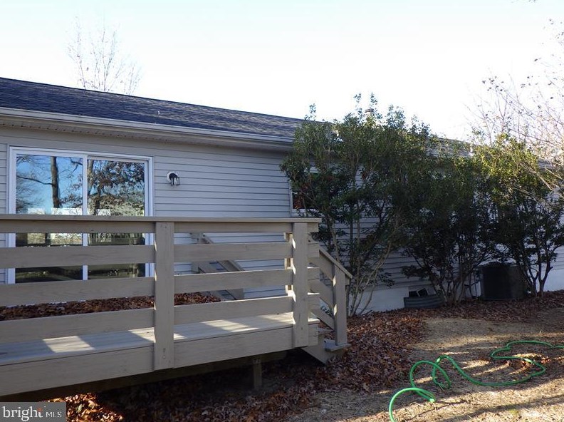 1802 Lakeshore Dr, Browns Mills NJ  08015-1364 exterior