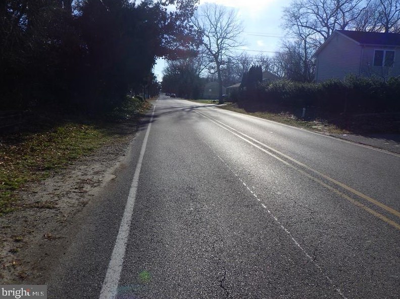 1802 Lakeshore Dr, Browns Mills NJ  08015-1364 exterior