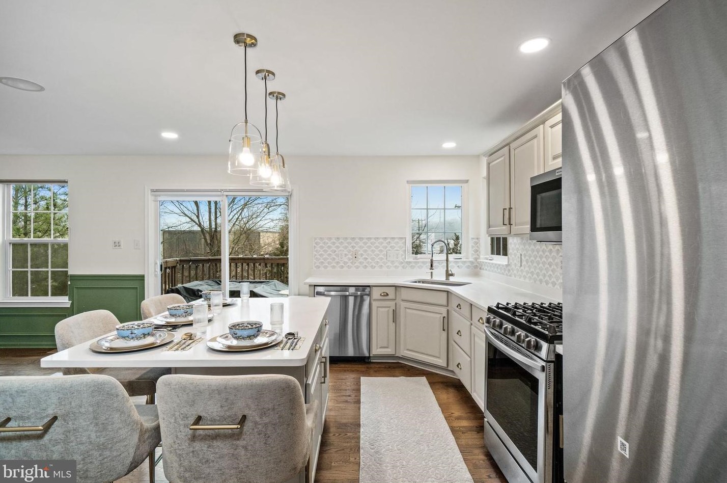 1578 Jason Dr, Riverton NJ  08077-1558 exterior