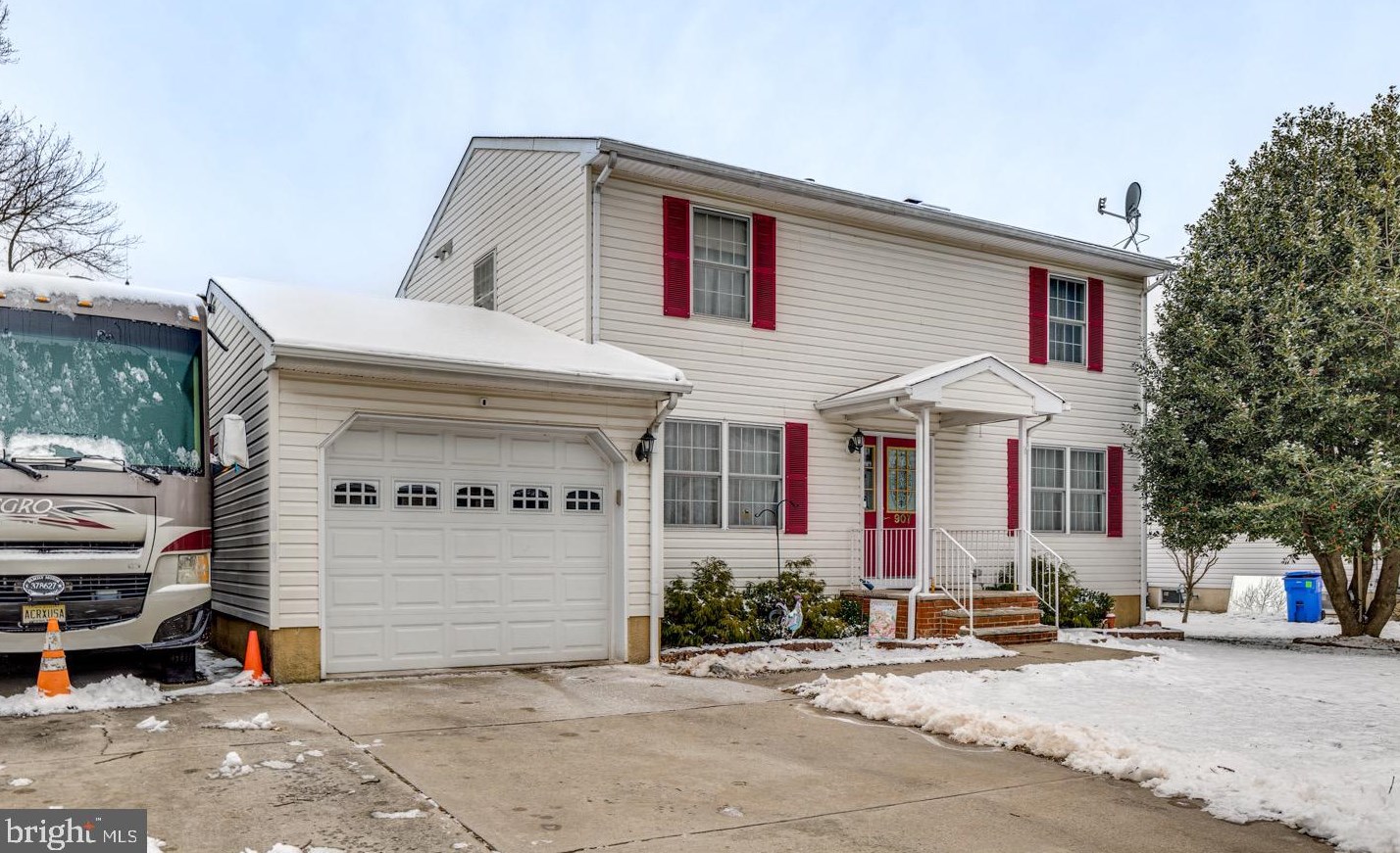 907 Turner Ave, Riverton NJ  08077-1934 exterior
