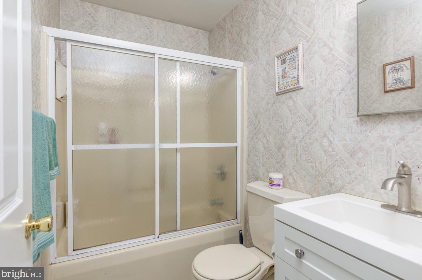 907 Turner Ave, Riverton NJ  08077-1934 exterior