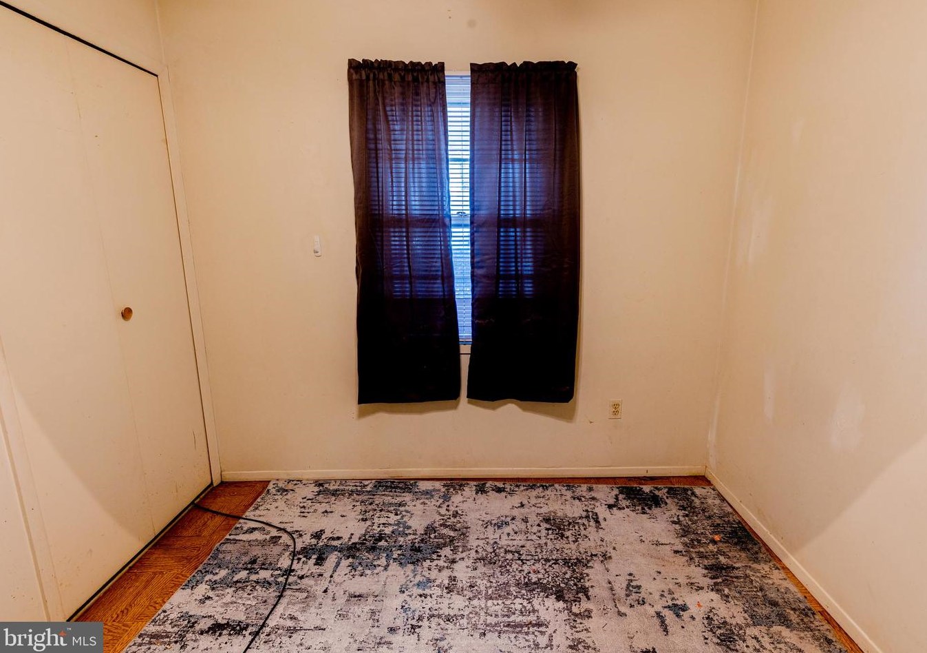 8 Essex Ln, Willingboro NJ  08046-2243 exterior