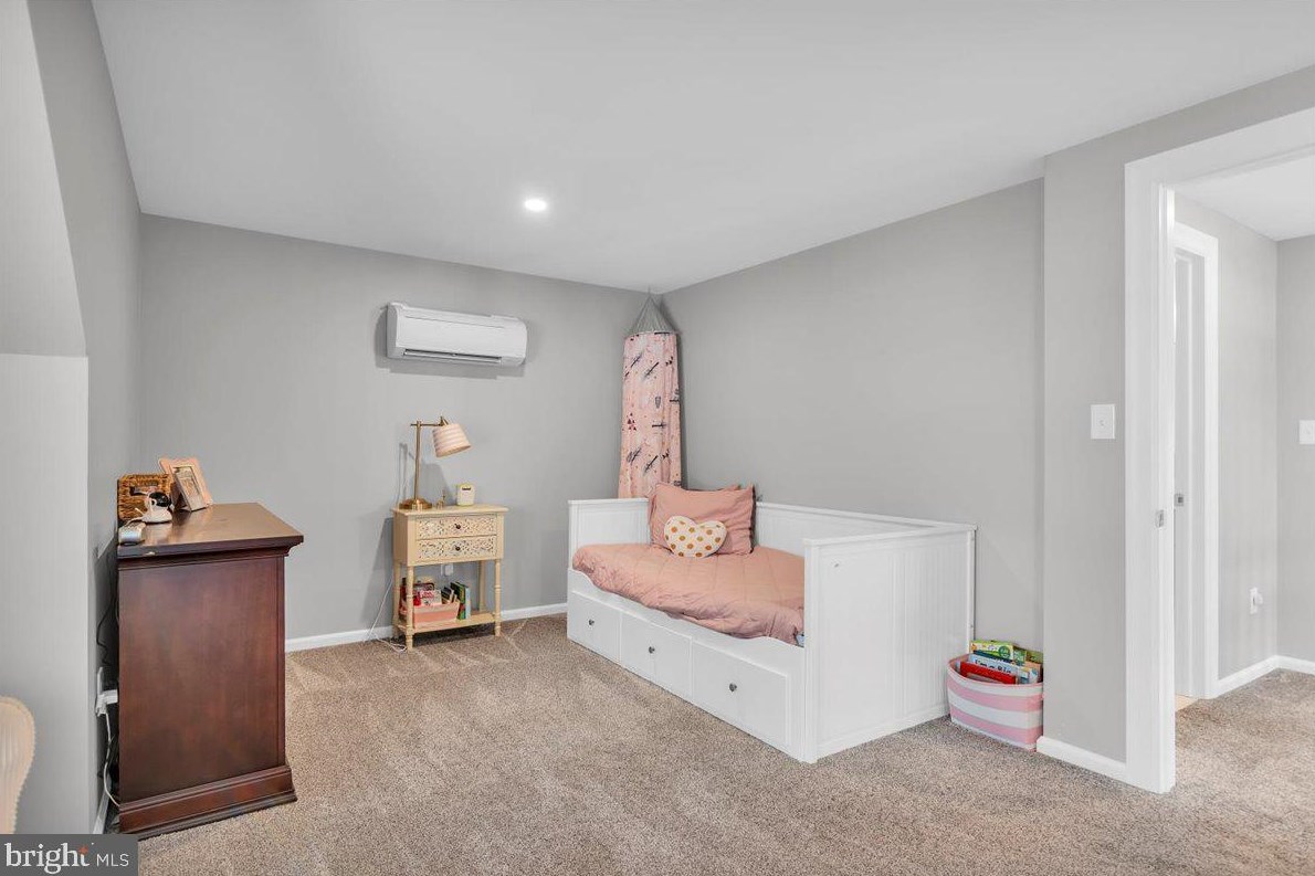 422 2nd St, Moorestown NJ  08057-3002 exterior