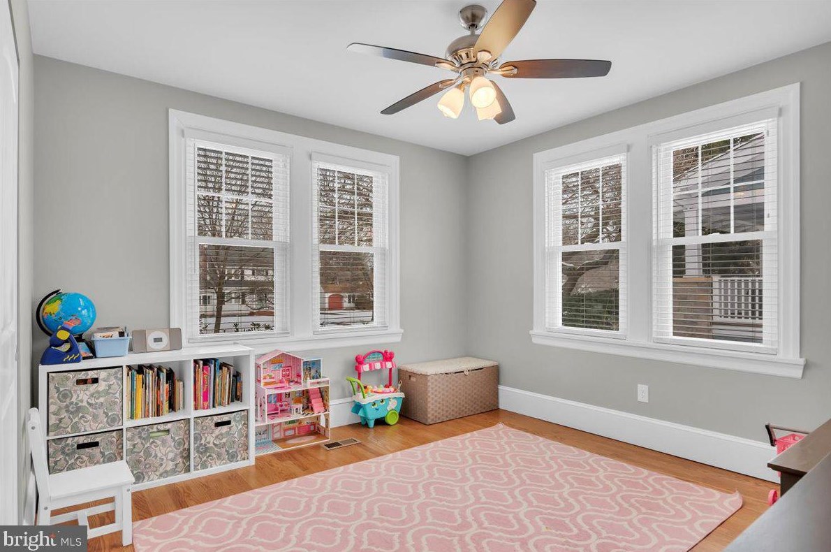 422 2nd St, Moorestown NJ  08057-3002 exterior