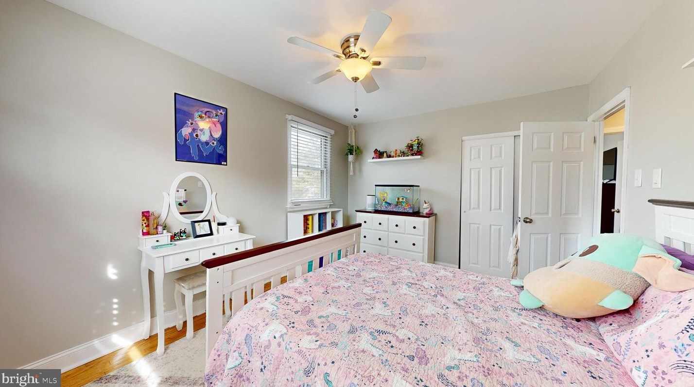 108 Chatham Rd, Mount Laurel NJ  08054-1002 exterior