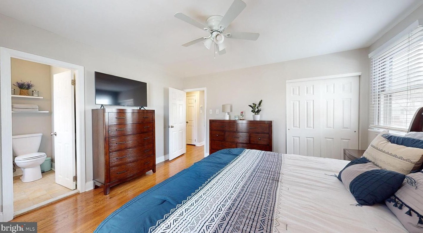 108 Chatham Rd, Mount Laurel NJ  08054-1002 exterior