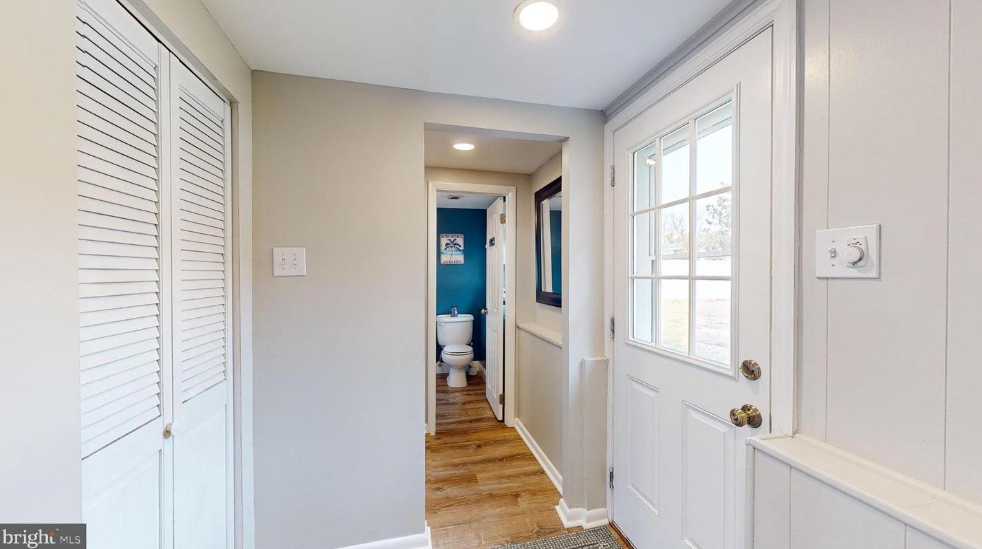 108 Chatham Rd, Mount Laurel NJ  08054-1002 exterior