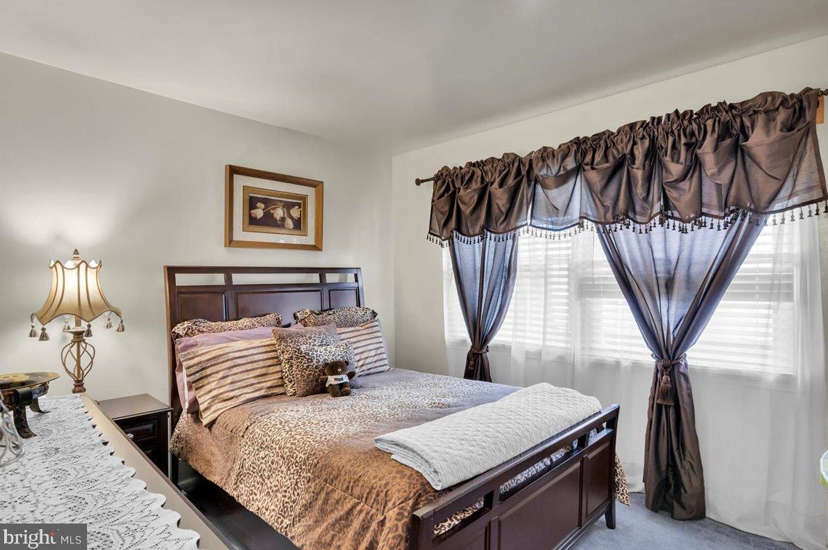 15 Goodwin Ln, Willingboro NJ  08046-3221 exterior