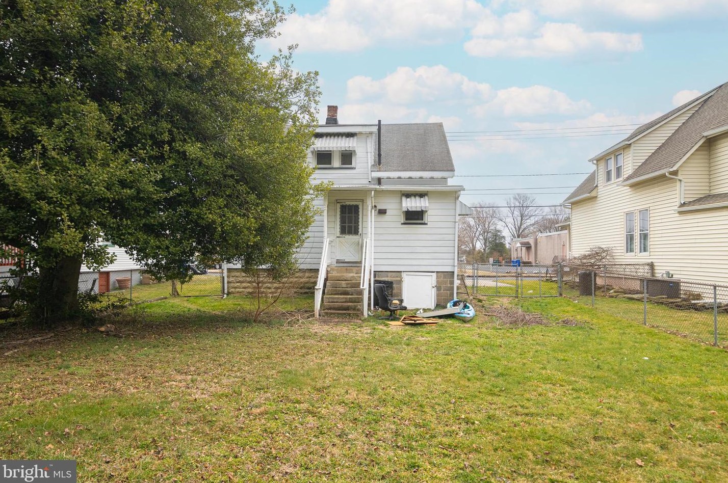 728 Lincoln Ave, Burlington NJ  08016-2420 exterior