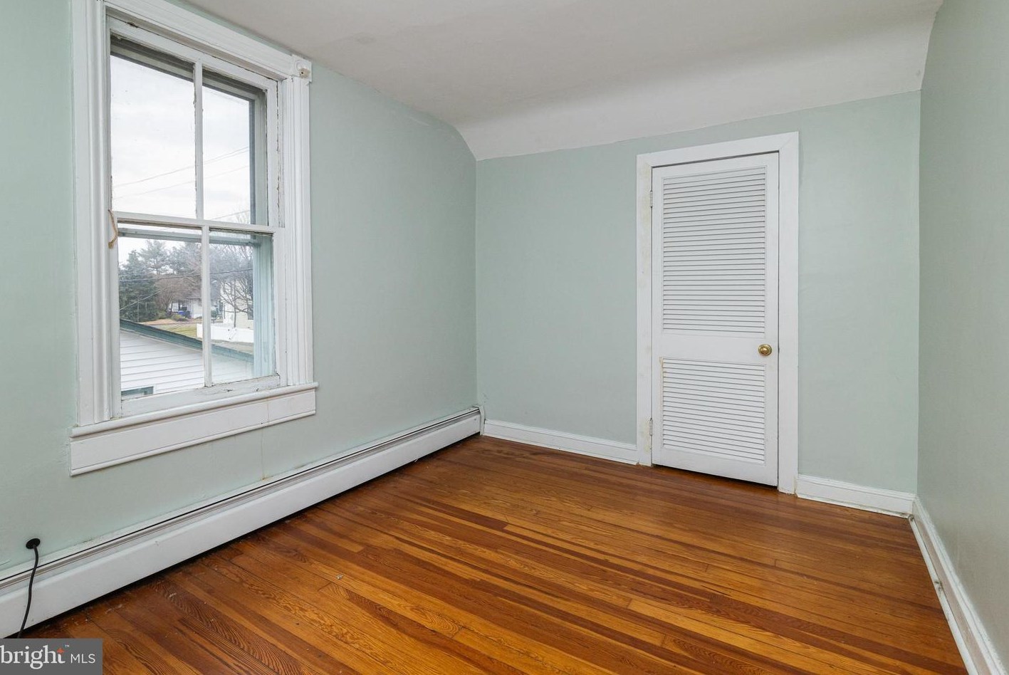 728 Lincoln Ave, Burlington NJ  08016-2420 exterior