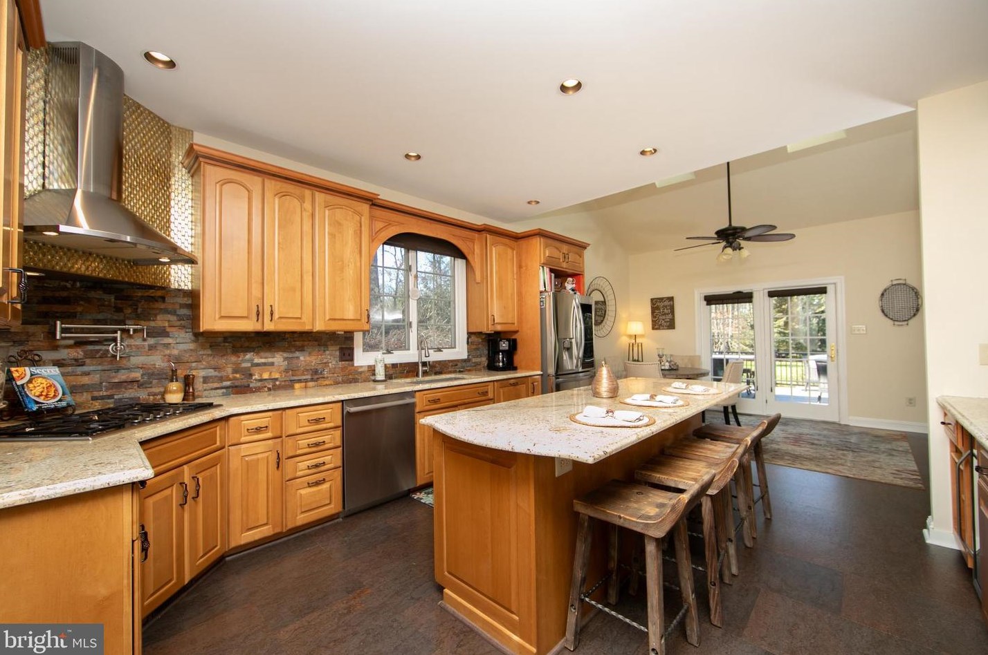 5 Pepperbush Ct, Medford NJ  08055-3818 exterior