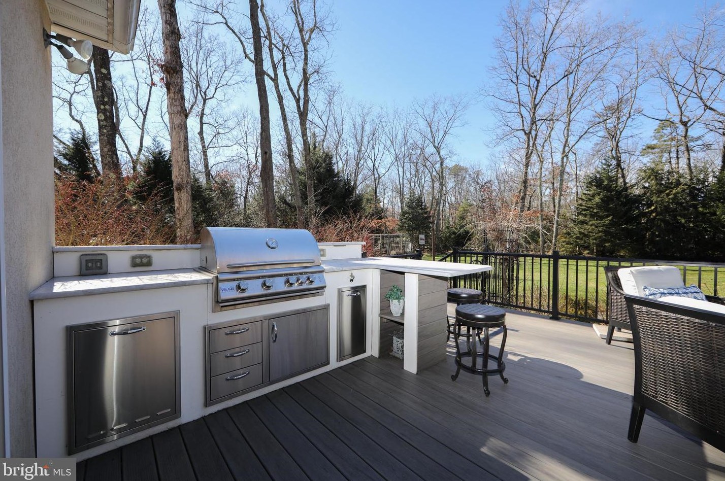 5 Pepperbush Ct, Medford NJ  08055-3818 exterior