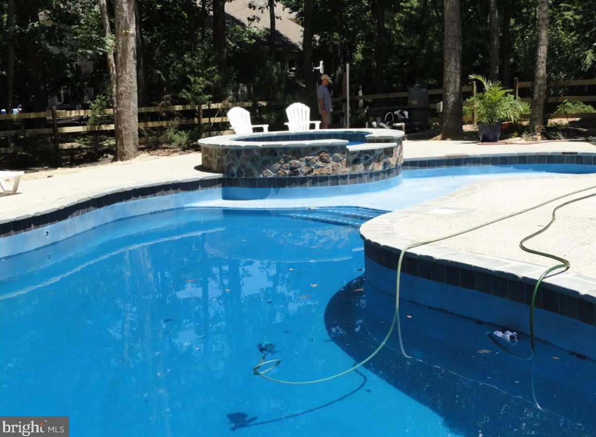 5 Pepperbush Ct, Medford NJ  08055-3818 exterior